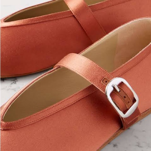 Le Monde Beryl Satin 🥿 Flats NWT